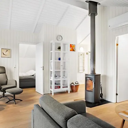 Hyggeligt Hus Med 2 Soveværelser I Sydals